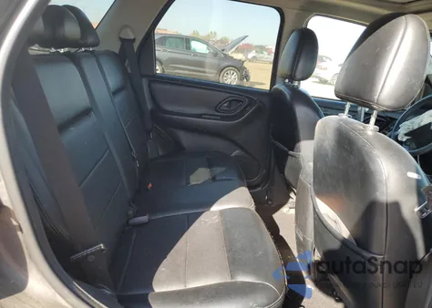 2005 Ford Escape Limited from USA, damaged, VIN 1FMCU04195KC43088